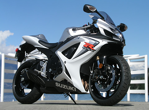 Спортбайк Suzuki GSX-R600. Продажа спортбайков.